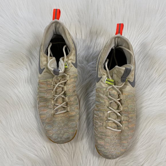 NIKE Zoom KD 9 'Summer Pack' White Athletic Shoe - Picture 3 of 7